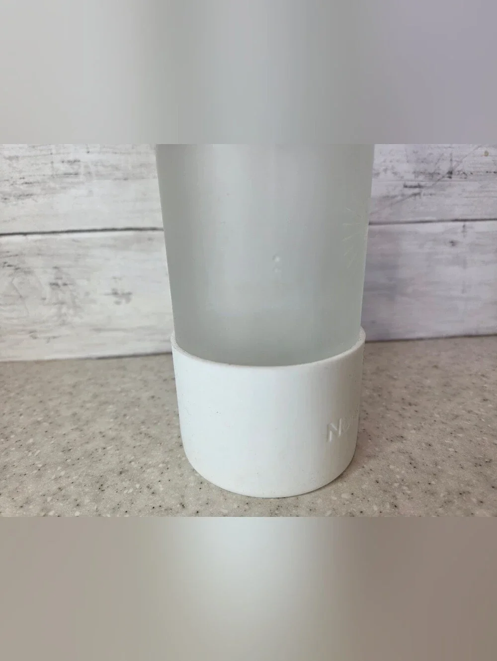 Norwex 16 oz Frosted Glass Reusable Spray Bottle Adjustable Nozzle Rubber Base